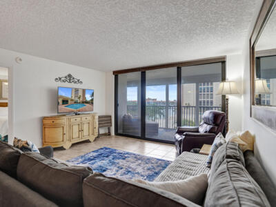 1627 Riverview Road, Deerfield Beach, FL 33441