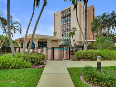 1627 Riverview Road, Deerfield Beach, FL 33441