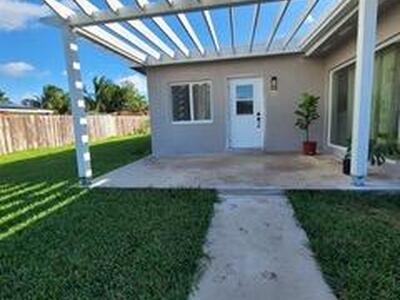 1351 W Mango Street, Lantana, FL 33462