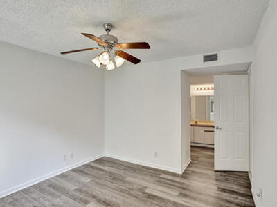 12 Via De Casas Sur, Boynton Beach, FL 33426