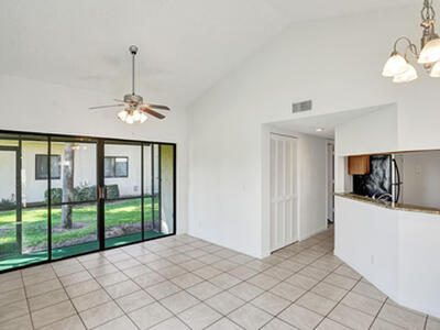 12 Via De Casas Sur, Boynton Beach, FL 33426