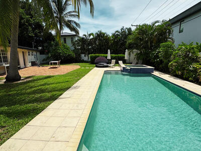 300 NE 7th Street, Boca Raton, FL 33432