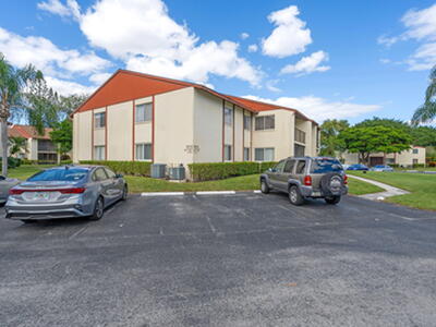 4737 Sable Pine Circle, West Palm Beach, FL 33417