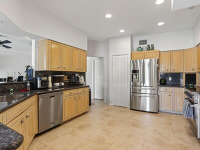 4830 NE 28 Avenue, Lighthouse Point, FL 33064