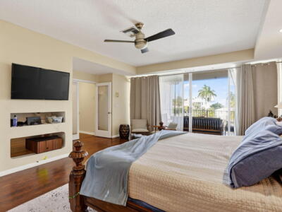 4830 NE 28 Avenue, Lighthouse Point, FL 33064