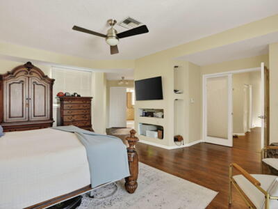 4830 NE 28 Avenue, Lighthouse Point, FL 33064