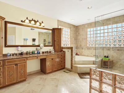 4830 NE 28 Avenue, Lighthouse Point, FL 33064