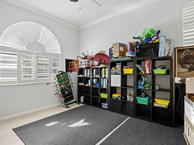 4830 NE 28 Avenue, Lighthouse Point, FL 33064