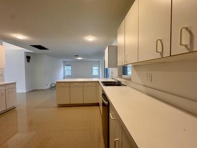 1132 Hatteras Circle, Greenacres, FL 33413