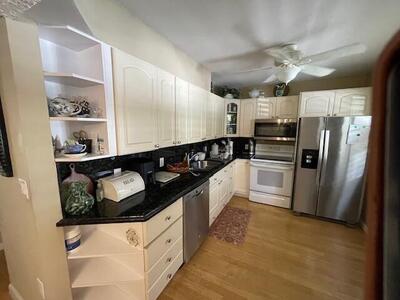 2424 N Federal Highway, Boynton Beach, FL 33435