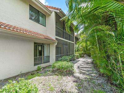 5540 Coach House Circle, Boca Raton, FL 33486