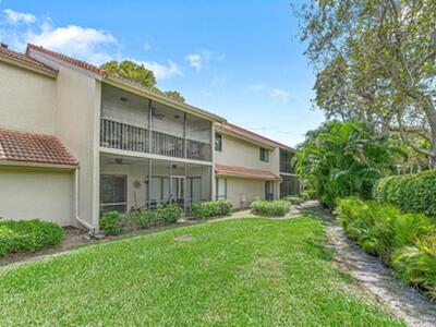 5540 Coach House Circle, Boca Raton, FL 33486