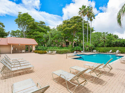 5540 Coach House Circle, Boca Raton, FL 33486