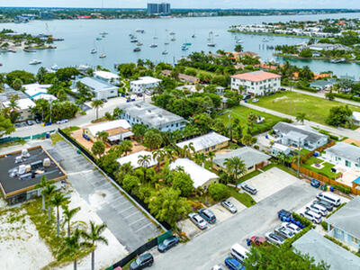 2625 W West Way, Riviera Beach, FL 33404