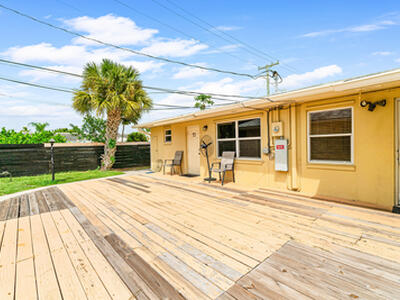 2625 W West Way, Riviera Beach, FL 33404