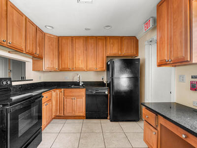 2637 W West Way, Riviera Beach, FL 33404