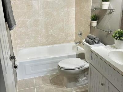 2920 SW 22nd Avenue, Delray Beach, FL 33445