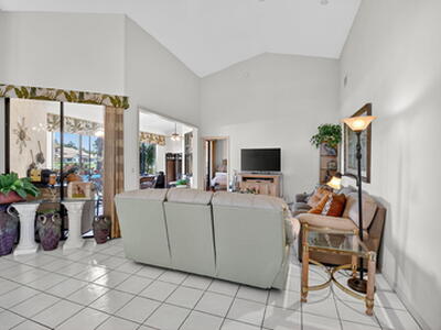 8112 Mimosa Place, Boynton Beach, FL 33472