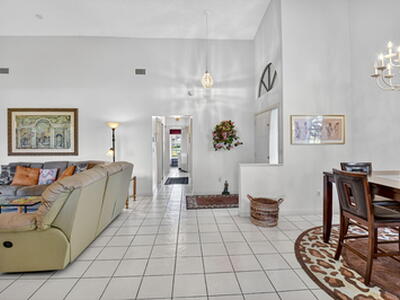 8112 Mimosa Place, Boynton Beach, FL 33472