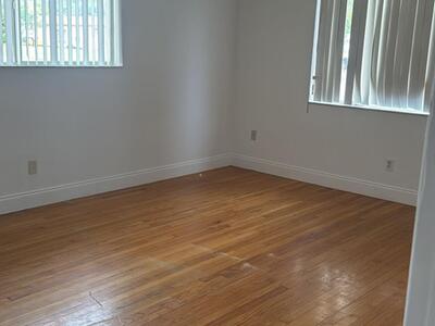 117 SE 4th Avenue, Deerfield Beach, FL 33441