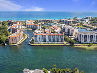 2871 N Ocean Boulevard, Boca Raton, FL 33431