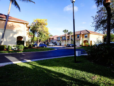 6143 Seminole Gardens Circle, Riviera Beach, FL 33418