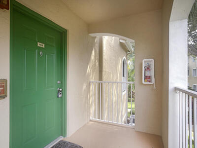 272 Village Boulevard, Tequesta, FL 33469