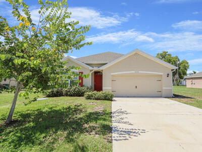 2550 SE Rock Springs Drive, Port Saint Lucie, FL 34952