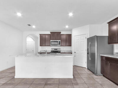 2550 SE Rock Springs Drive, Port Saint Lucie, FL 34952