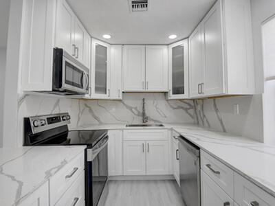 318 Monaco Boulevard, Delray Beach, FL 33446