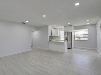 318 Monaco Boulevard, Delray Beach, FL 33446