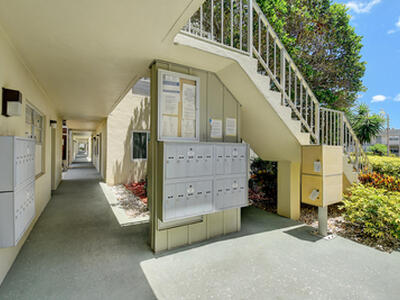 318 Monaco Boulevard, Delray Beach, FL 33446