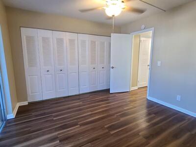 82 Canterbury D, West Palm Beach, FL 33417