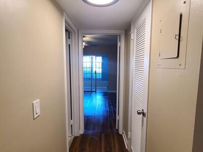 82 Canterbury D, West Palm Beach, FL 33417