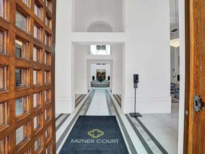 100 SE 5th Avenue, Boca Raton, FL 33432