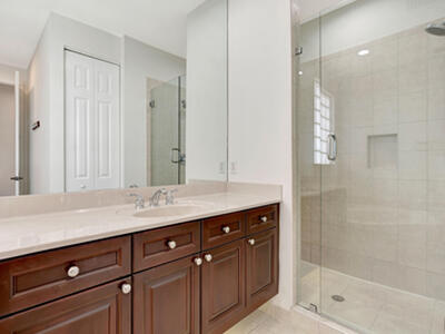 183 Isle Verde Way, Palm Beach Gardens, FL 33418