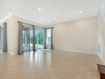 183 Isle Verde Way, Palm Beach Gardens, FL 33418