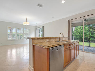 183 Isle Verde Way, Palm Beach Gardens, FL 33418
