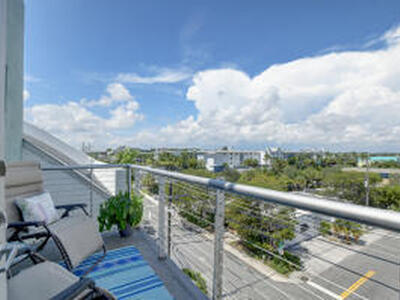 185 NE 4th Avenue, Delray Beach, FL 33483