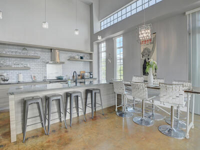 185 NE 4th Avenue, Delray Beach, FL 33483