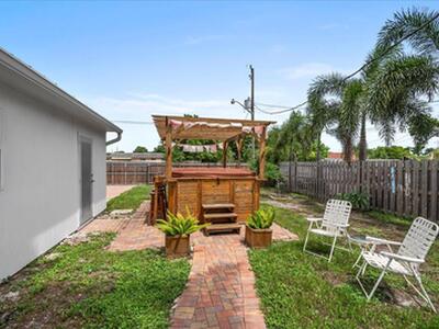 727 Bunker Road, West Palm Beach, FL 33405