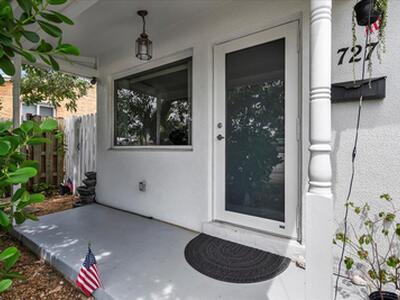 727 Bunker Road, West Palm Beach, FL 33405