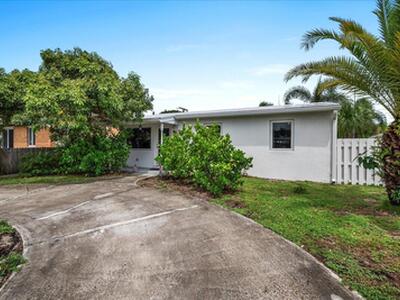 727 Bunker Road, West Palm Beach, FL 33405