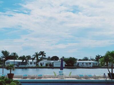 2006 S Federal Highway