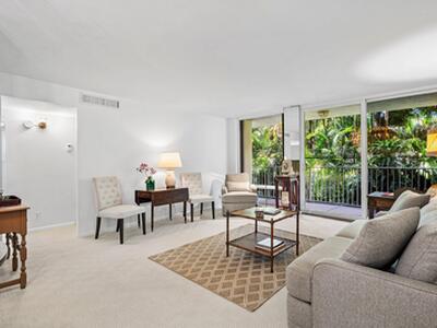 223 Atlantic Avenue, Palm Beach, FL 33480