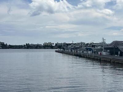 100 Waterway Drive S, Lantana, FL 33462