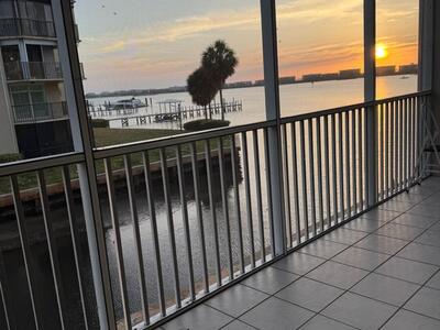 100 Waterway Drive S, Lantana, FL 33462