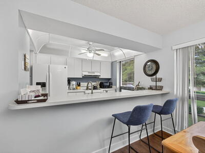 134 Brackenwood Road, Palm Beach Gardens, FL 33418