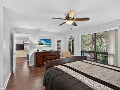 134 Brackenwood Road, Palm Beach Gardens, FL 33418