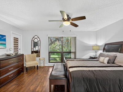 134 Brackenwood Road, Palm Beach Gardens, FL 33418